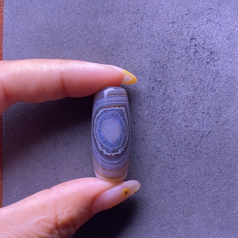 【闪购商品】未镶嵌玛瑙/玉髓珠宝奇石坑****咪