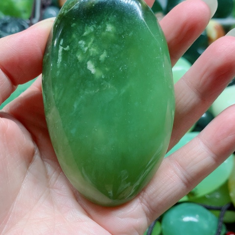 未镶嵌蛇纹石玉手把件