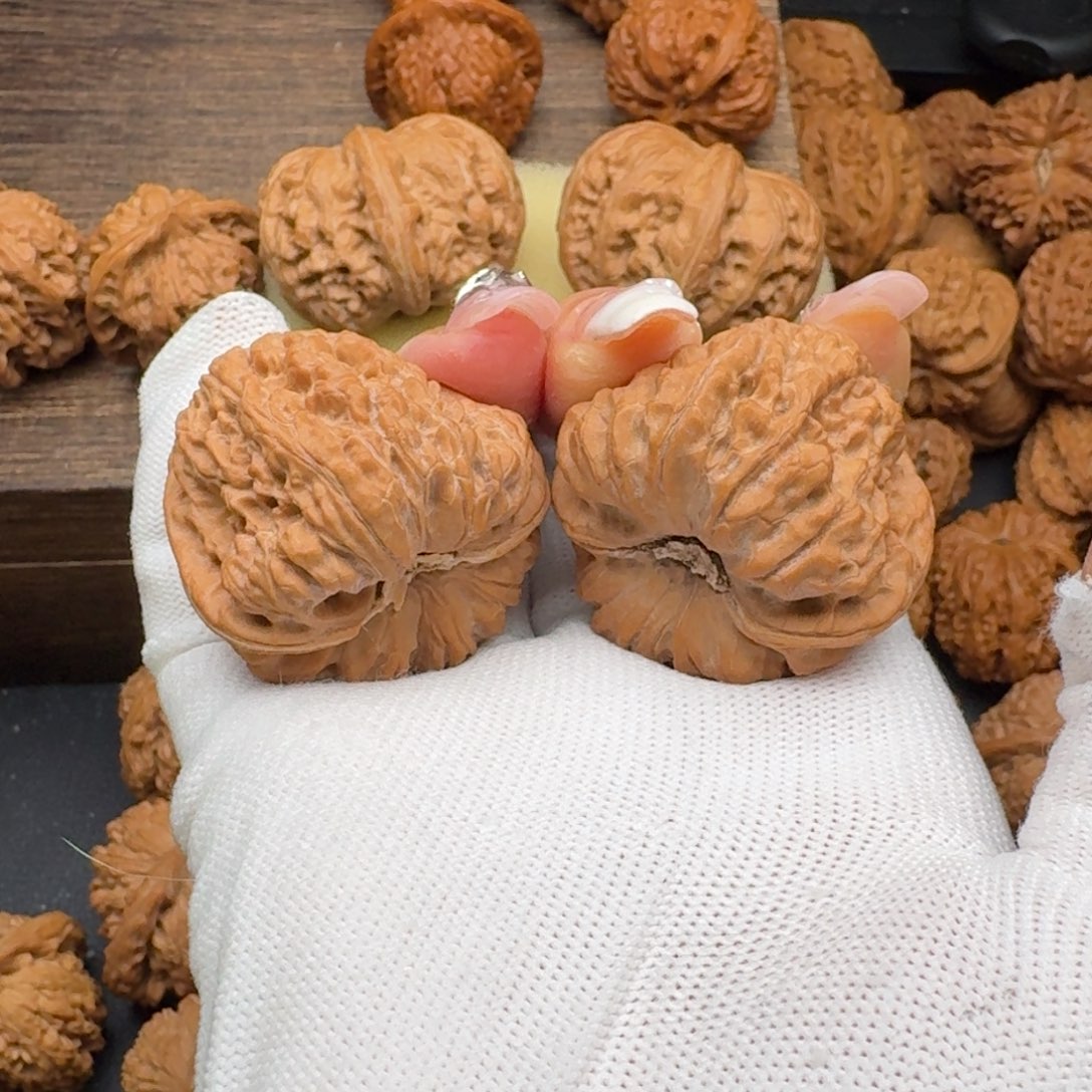 文玩核桃吊坠40凹底4865