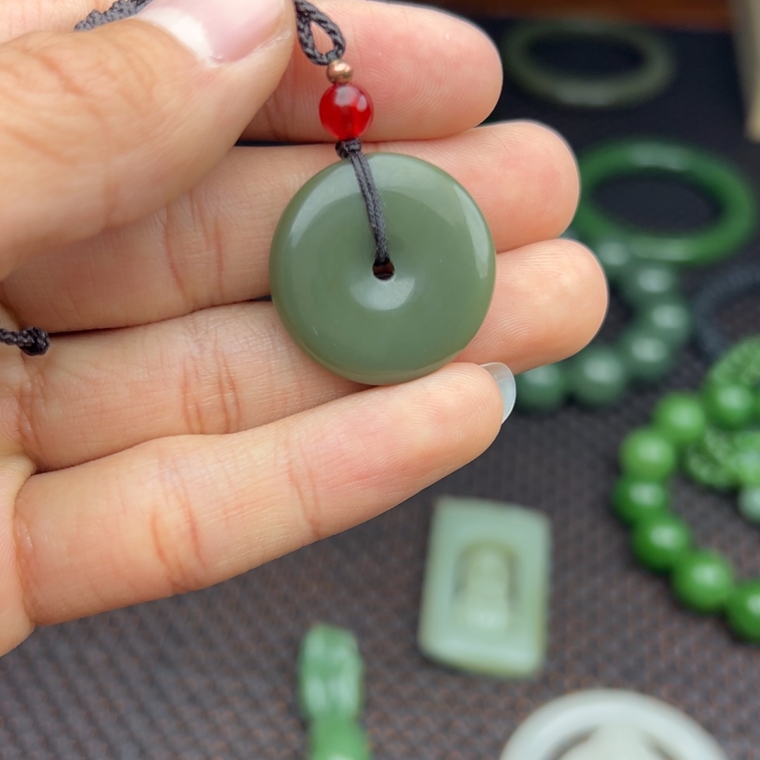 和田玉挂件未镶嵌