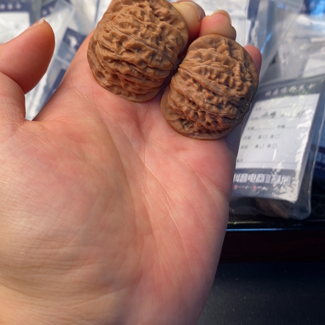 文玩核桃吊坠T****?40汉高楼