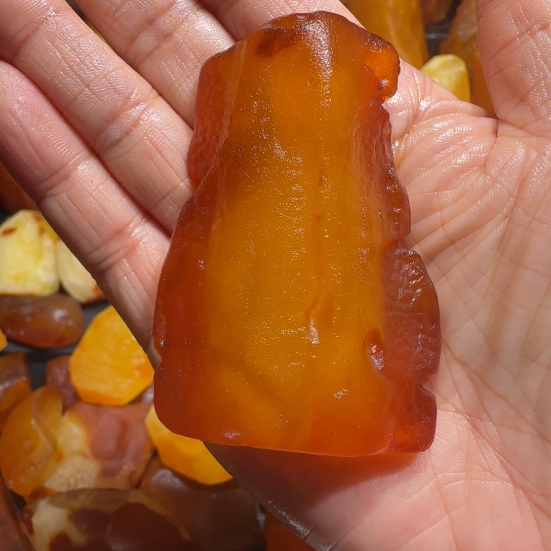 定制琥珀未镶嵌专属定制