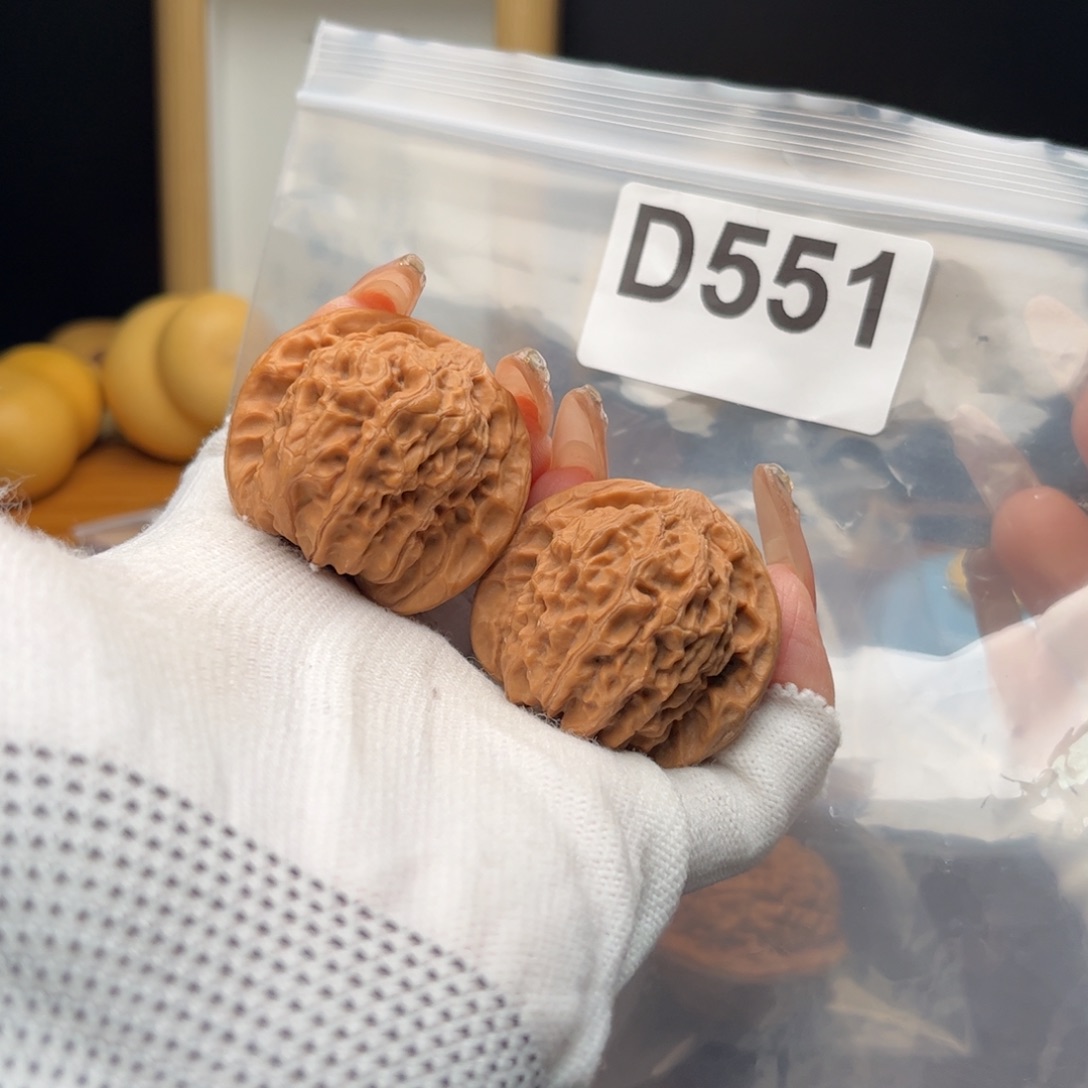 把件文玩核桃40左右圆梦d551