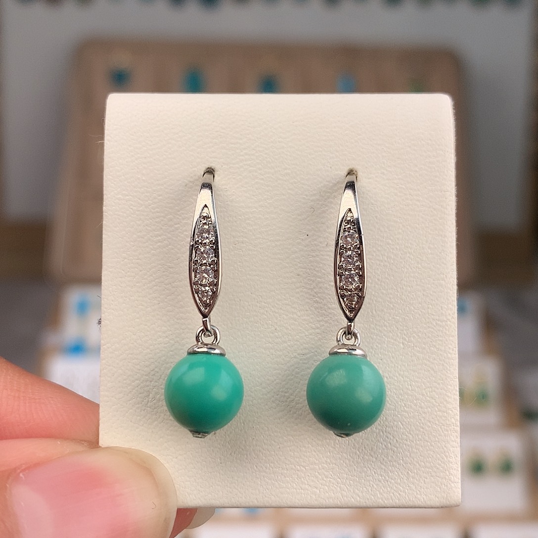 绿松石未镶嵌耳饰