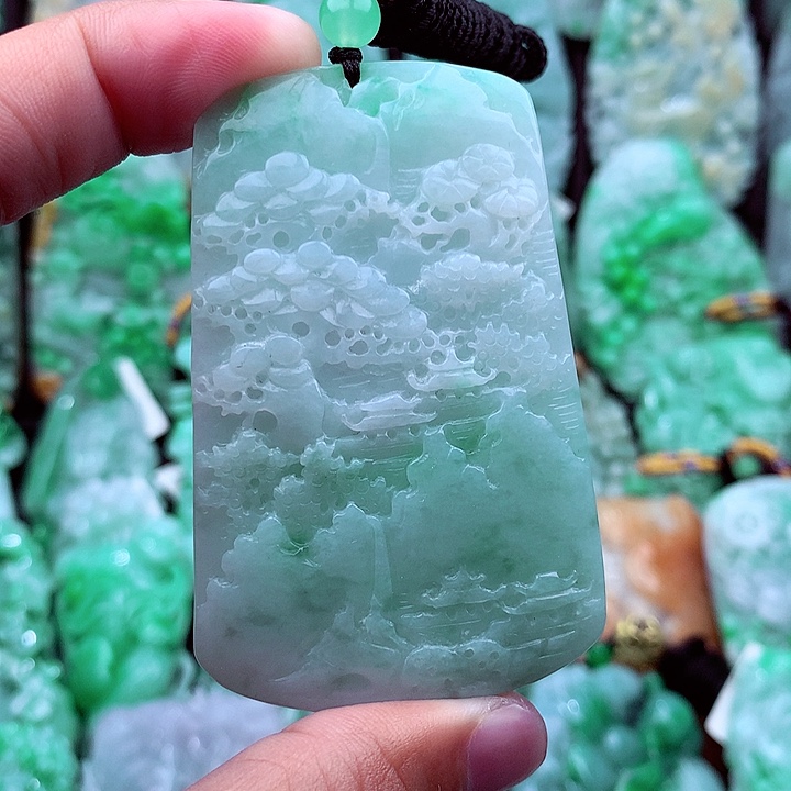 翡翠吊坠(不含链)未镶嵌