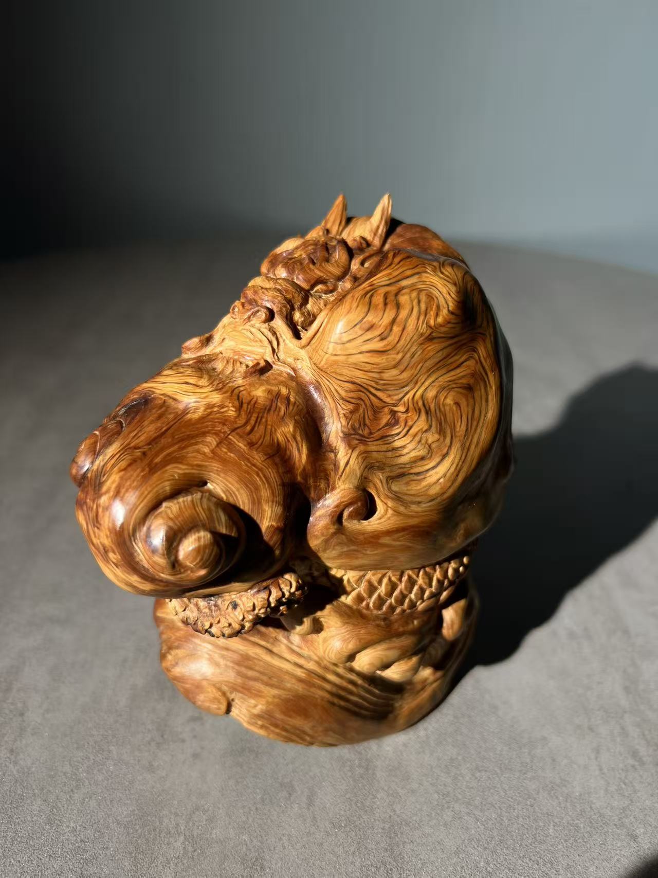 《盘龙》陈化崖柏馨香手把件桌台摆件12-8-15