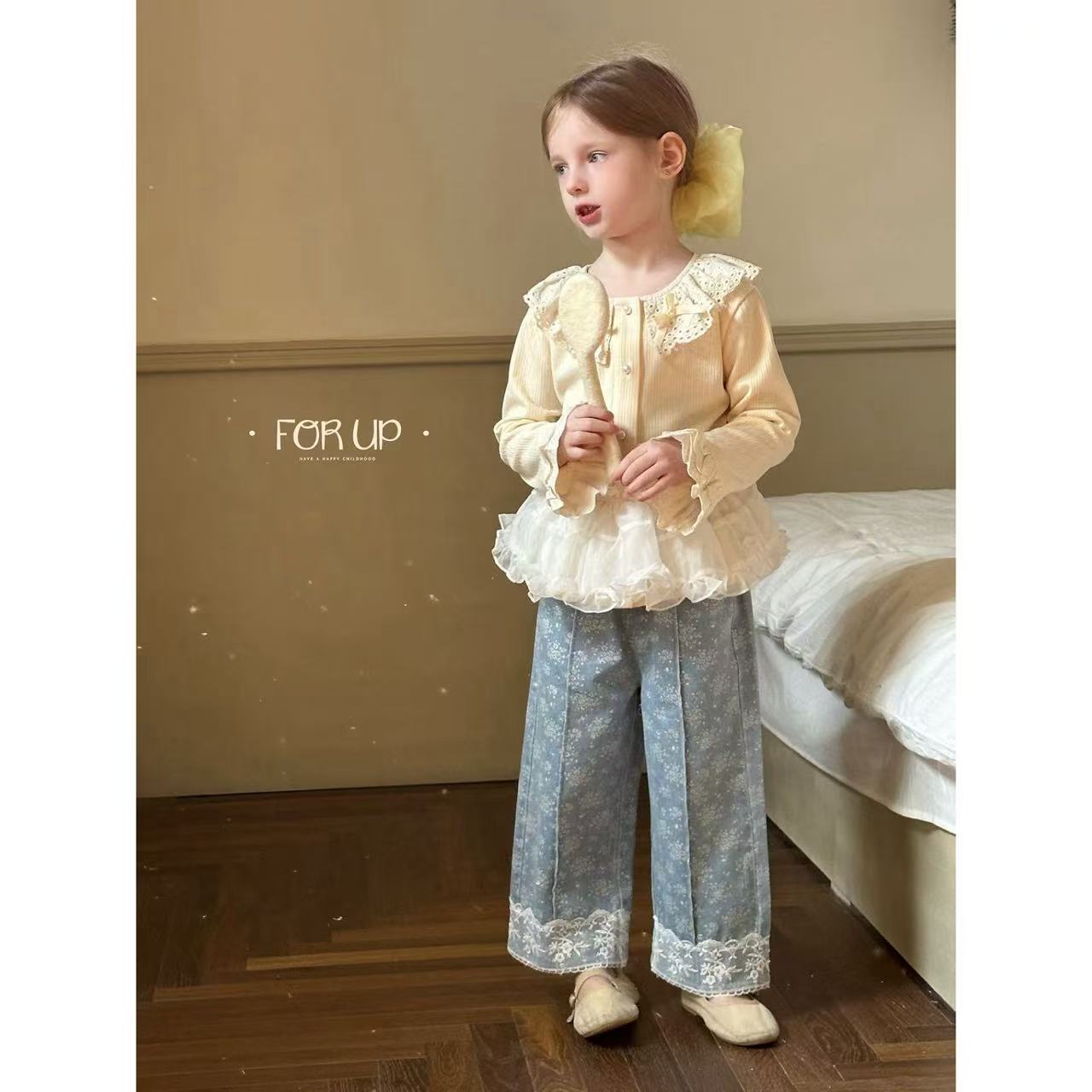 【现货】251-FU-85032牛仔蓝法式温蒂花束蕾丝边九分牛仔裤