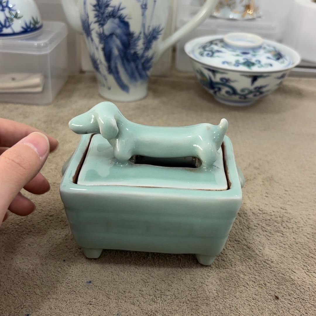 瓷片非常好看漂亮的物品 