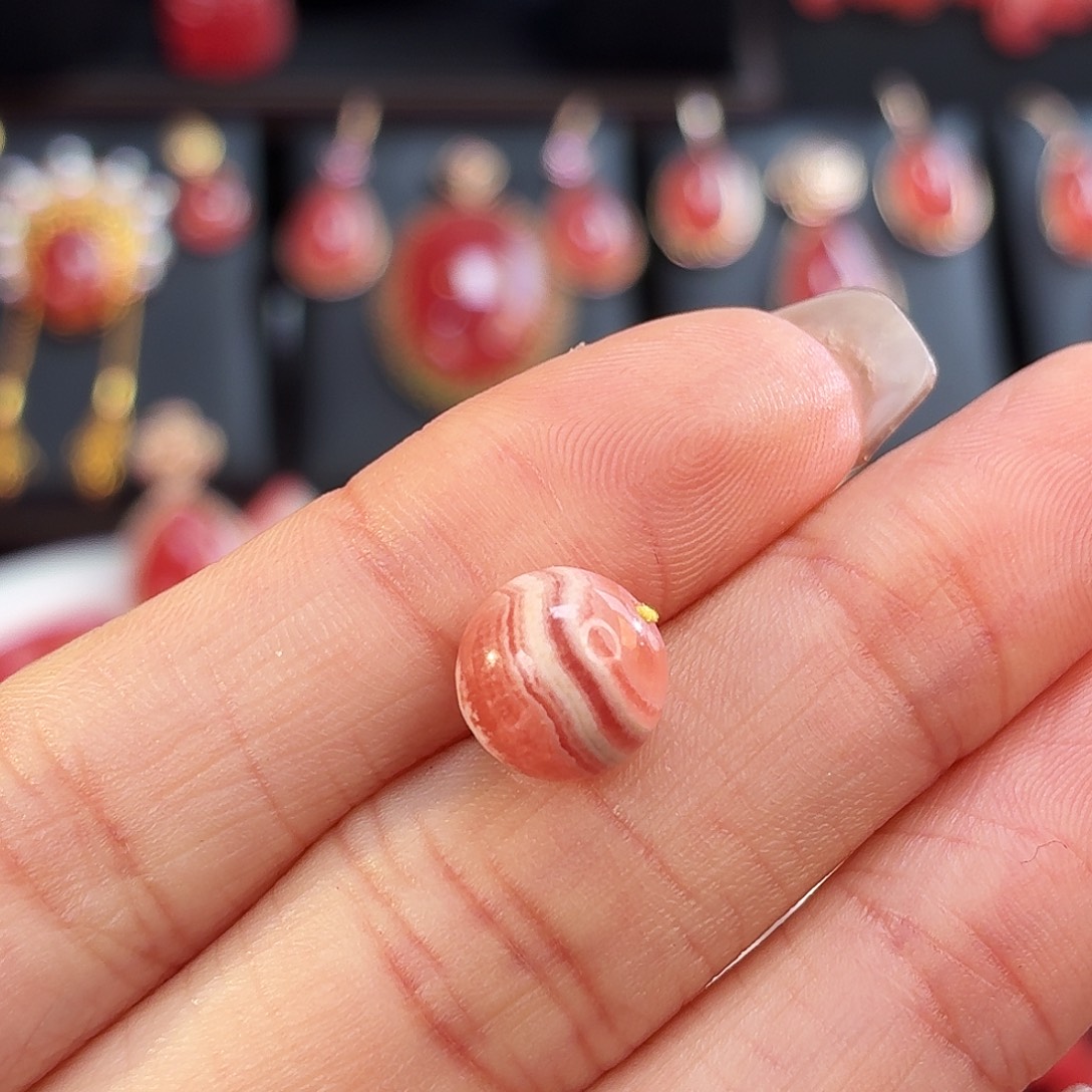 菱锰矿（红纹石）未镶嵌珠宝半成品9mm1.32g
