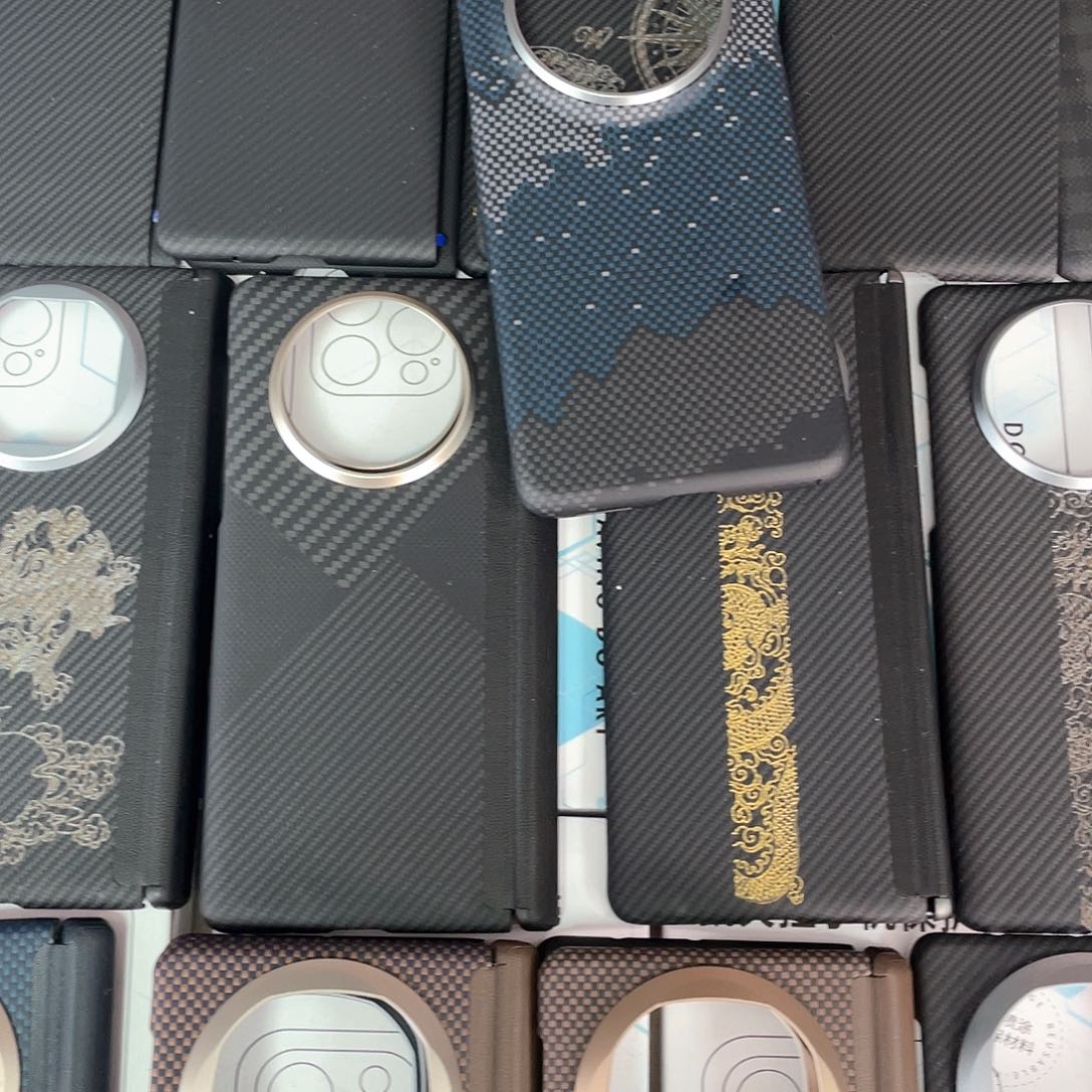 Mate70pro 月落星河带磁吸