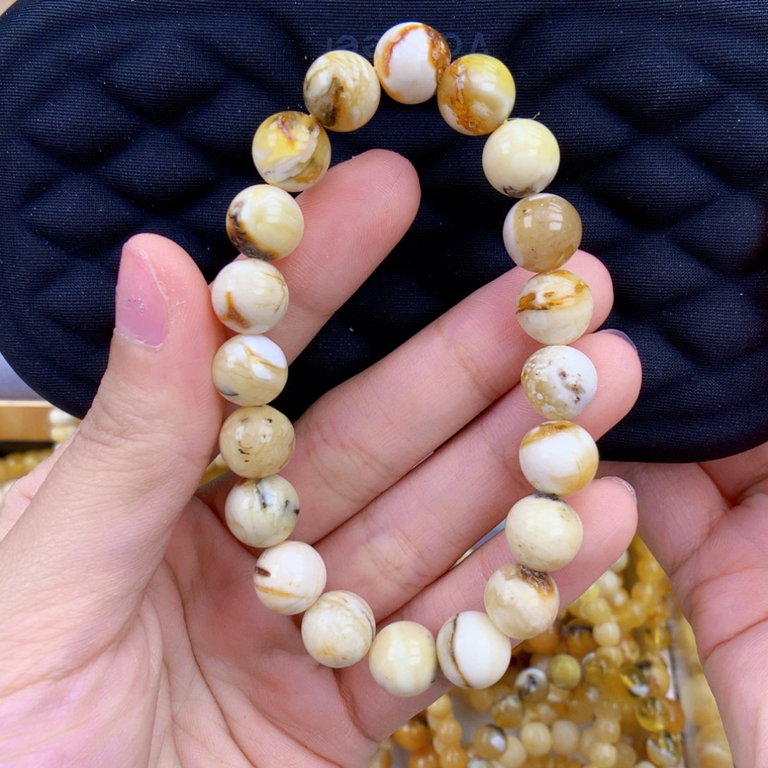 琥珀未镶嵌珠宝奇石10.2