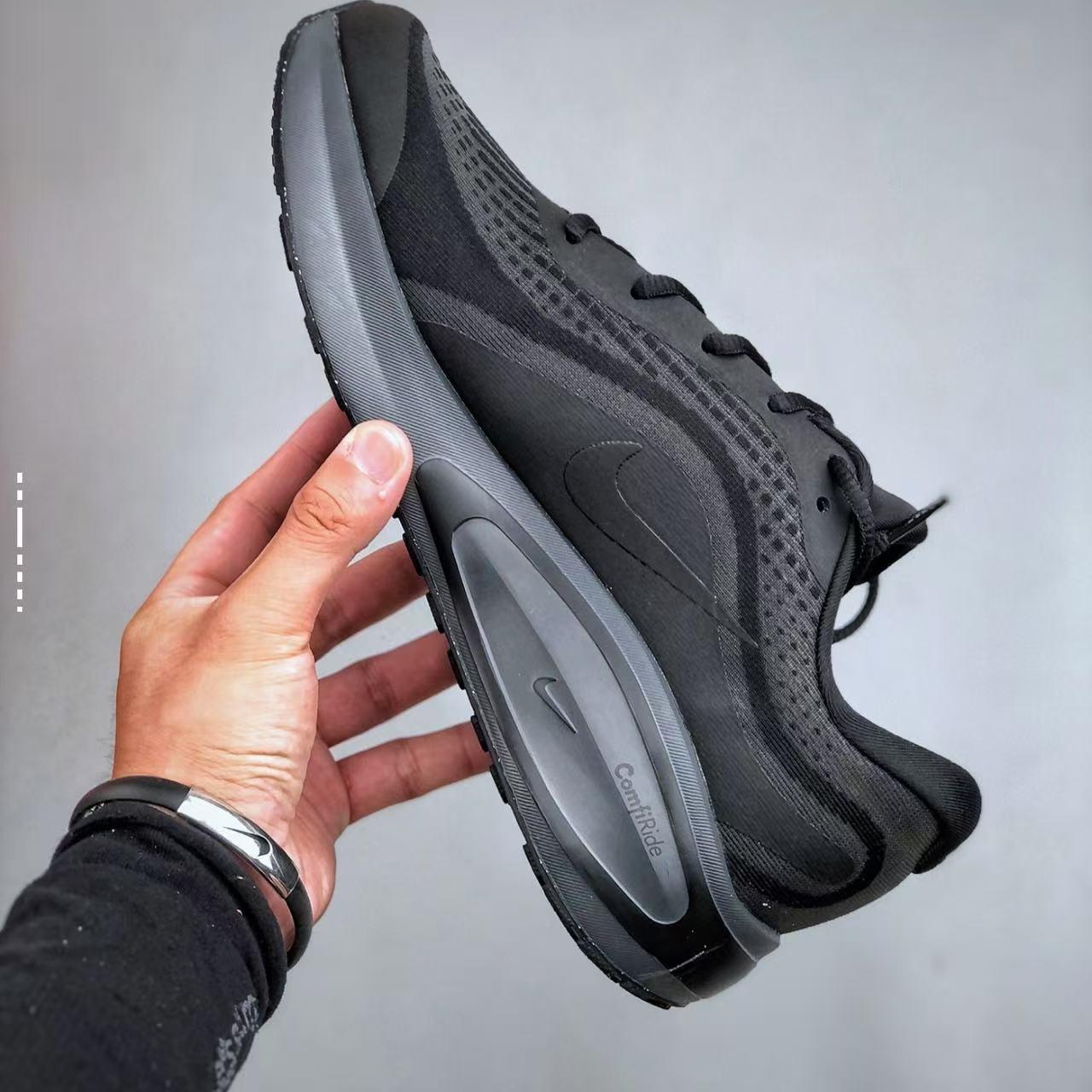 Nike/耐克  舒适百搭 休闲耐磨 低帮跑步鞋 男女同款