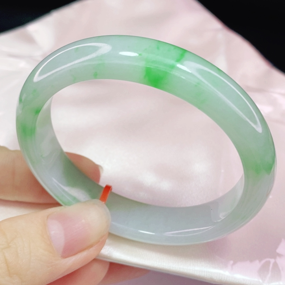 未镶嵌手镯翡翠52.3贵妃