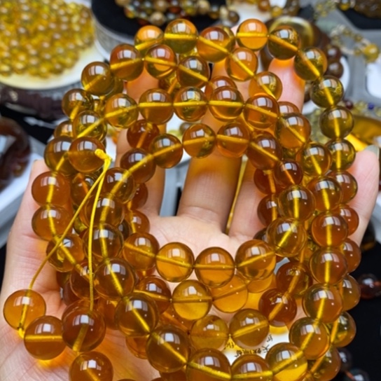 未镶嵌琥珀裸石缅甸琥珀