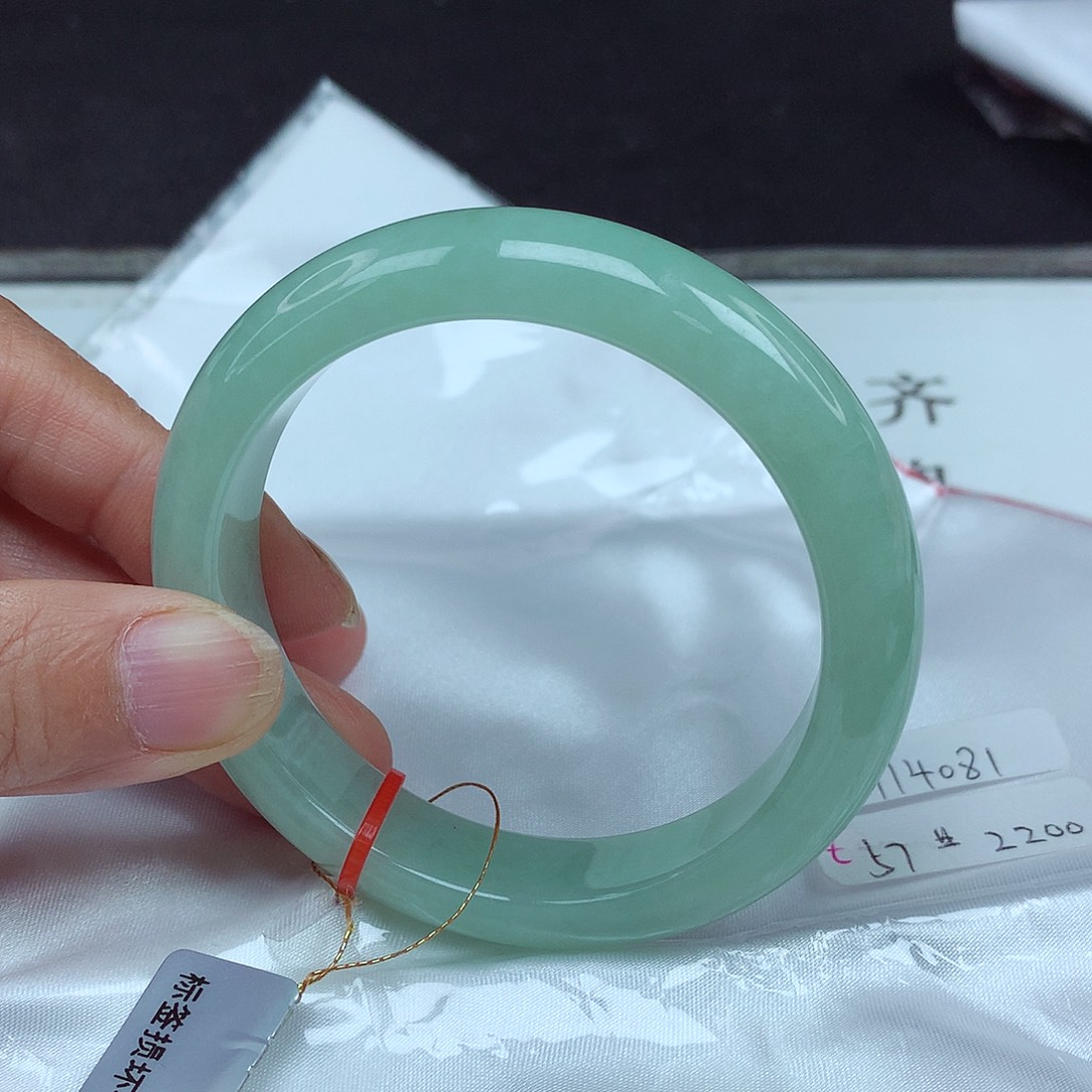 翡翠未镶嵌手镯57圈4081