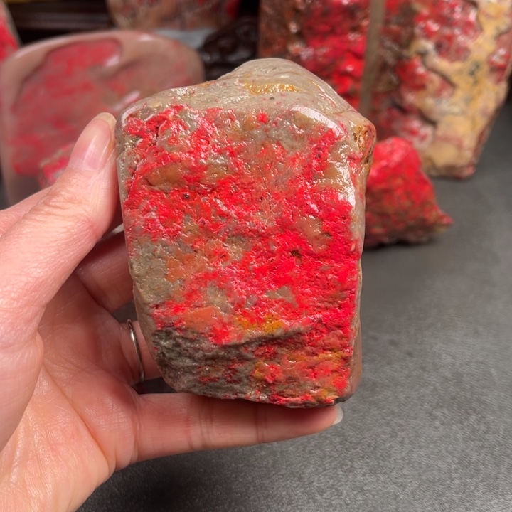 昌化鸡血石昌化鸡血石原石