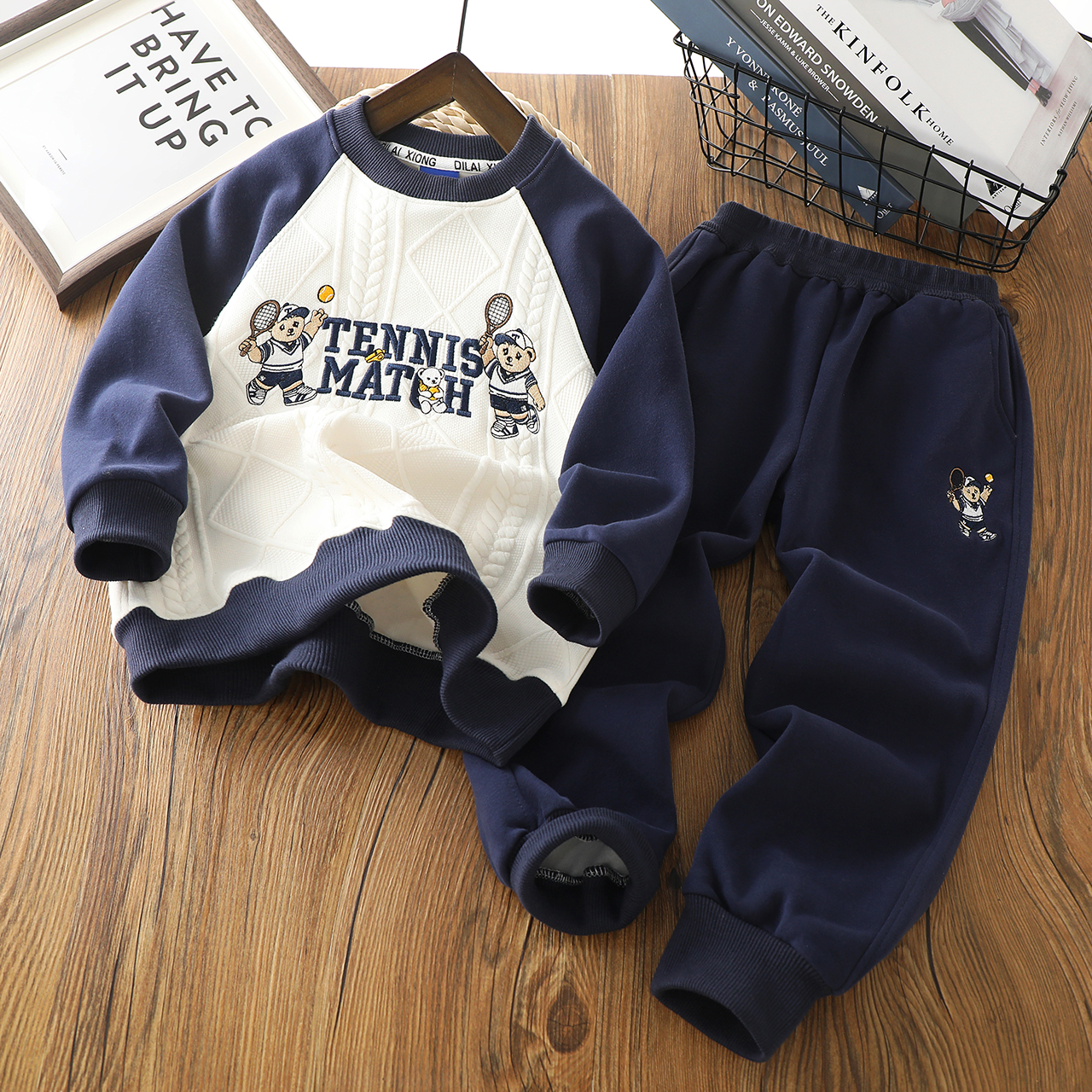 2025男童男孩春装常规套头卡通中性男套装帅气运动休闲卫衣秋冬