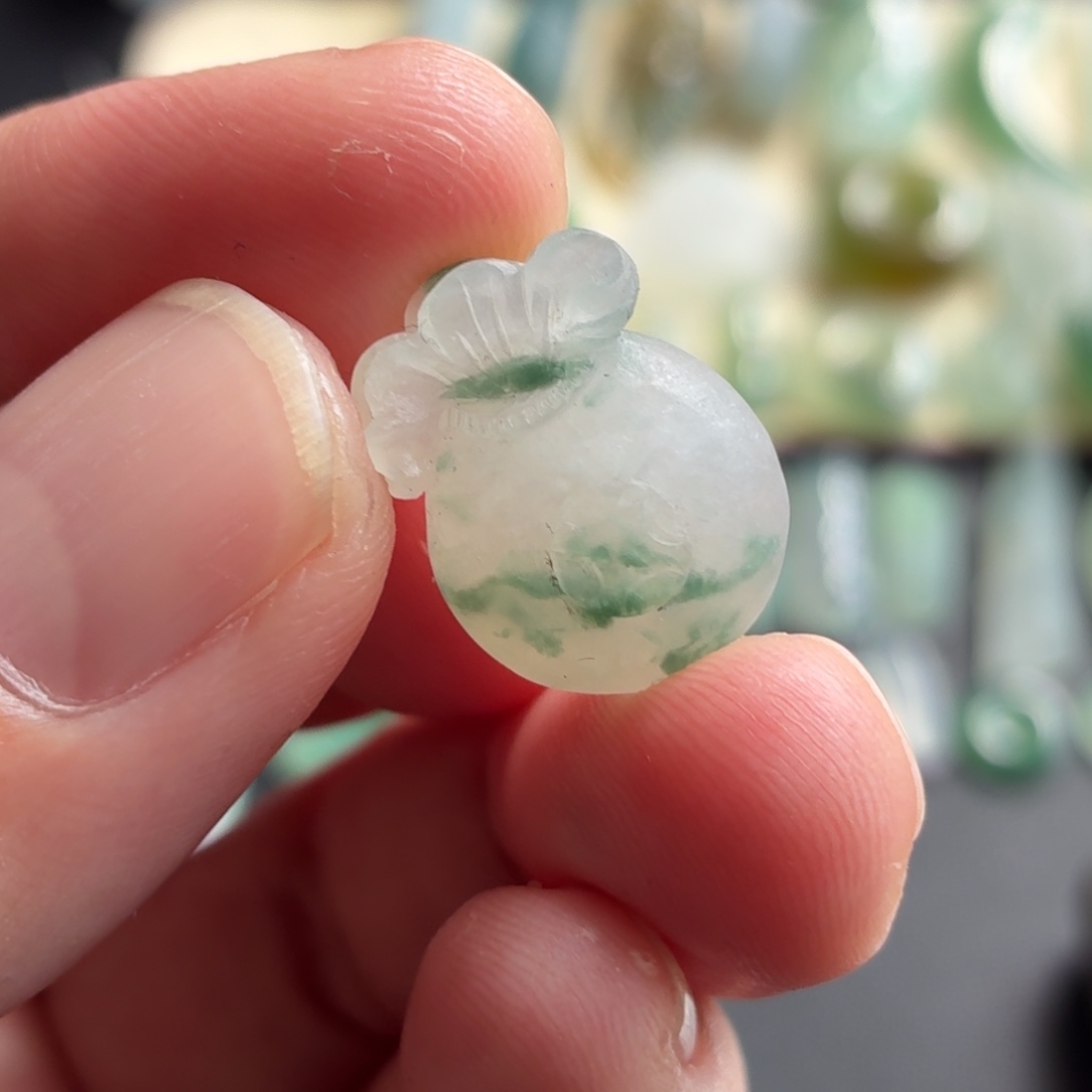 定制翡翠未镶嵌钱袋