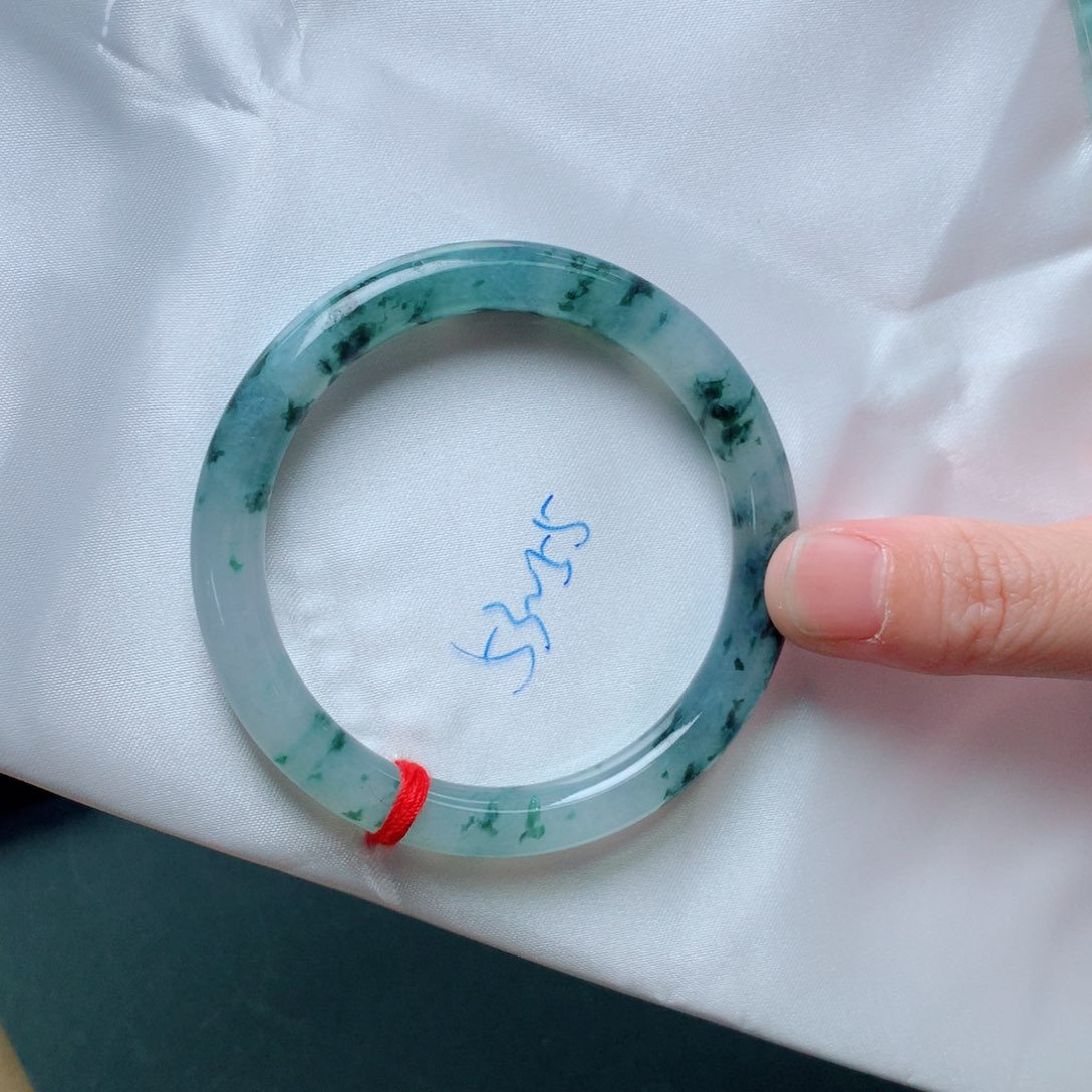 未镶嵌手镯翡翠翡翠