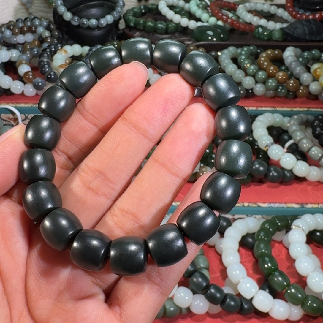 和田玉未镶嵌手链