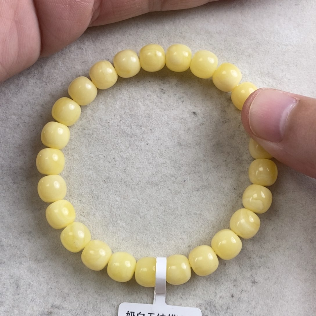 未镶嵌琥珀手链奶白浓蜡