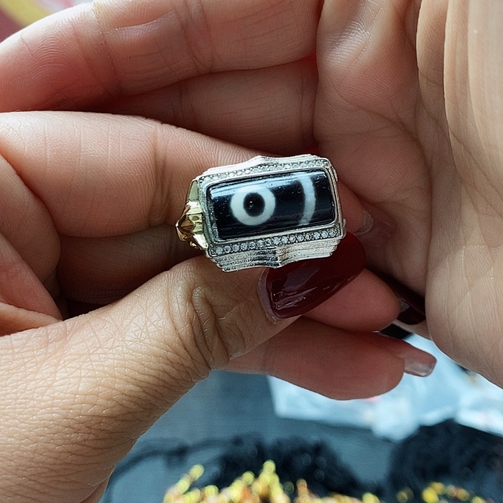 玛瑙/玉髓颈饰合金