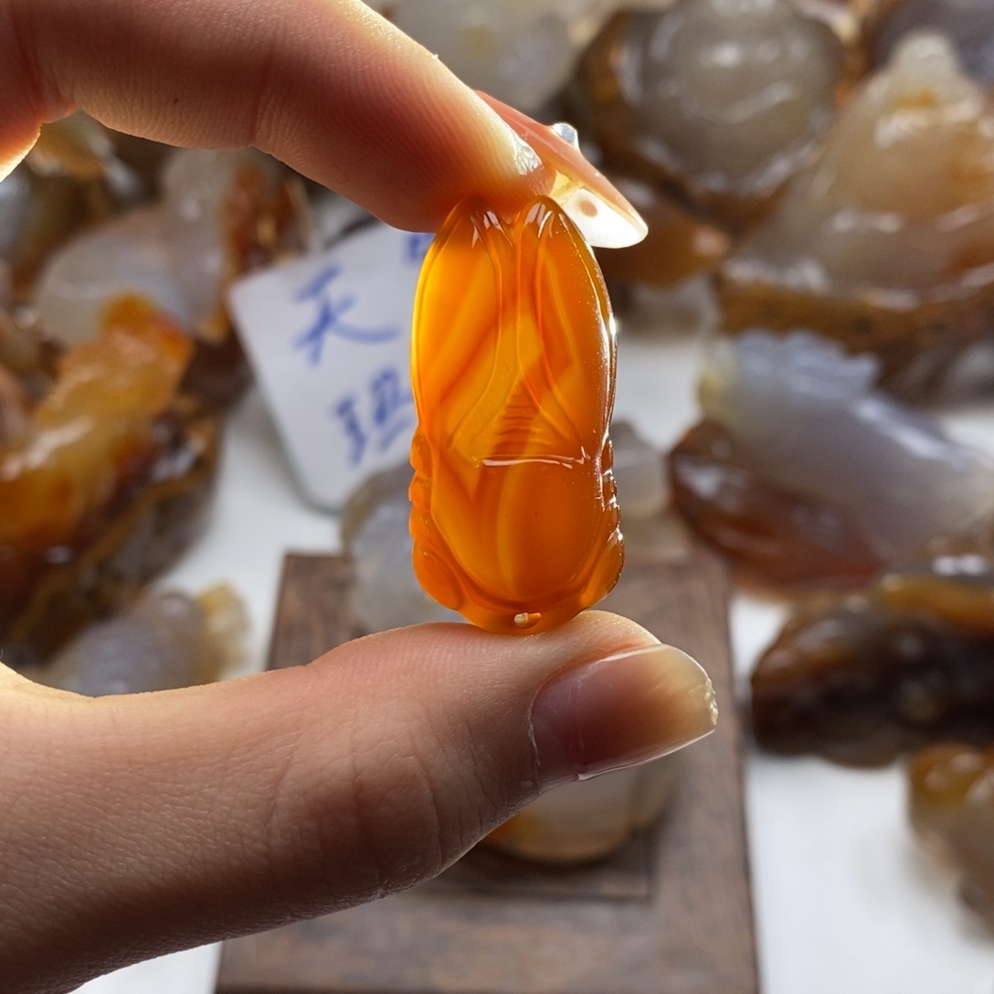 玛瑙/玉髓未镶嵌颈饰