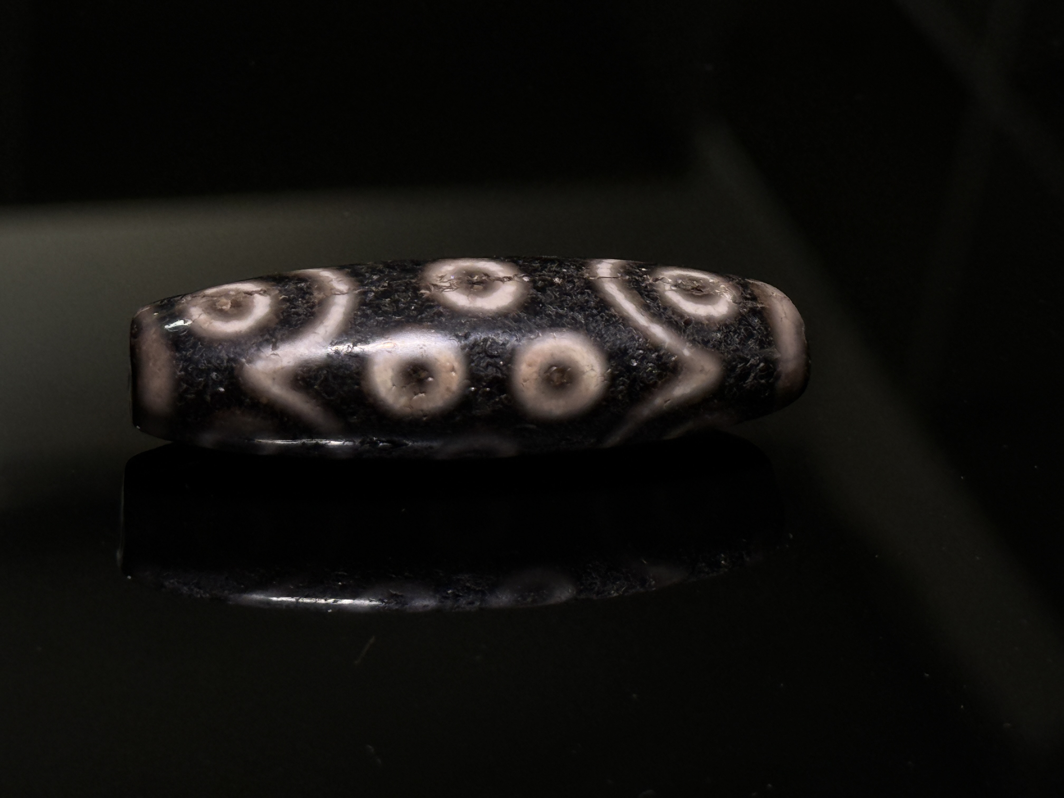 15眼古珠风化明显包浆浑厚