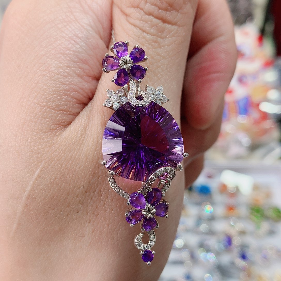 紫晶吊坠赠链银S925镶嵌