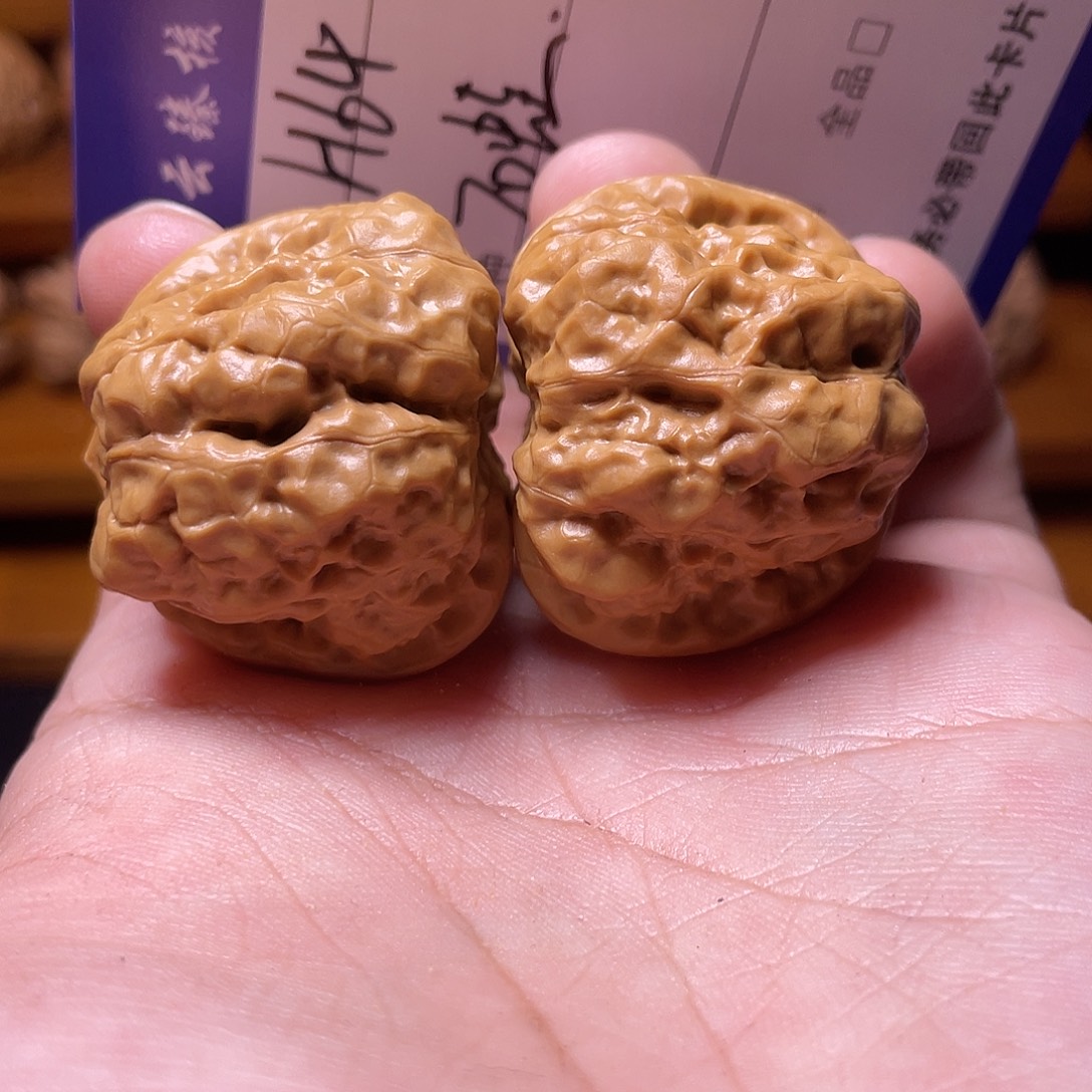 文玩核桃吊坠文玩