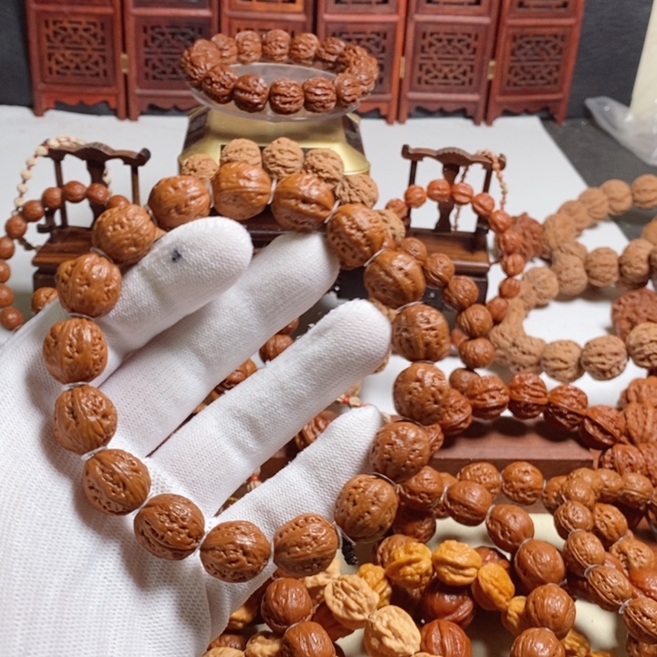 郑***.文玩核桃手串尺寸14