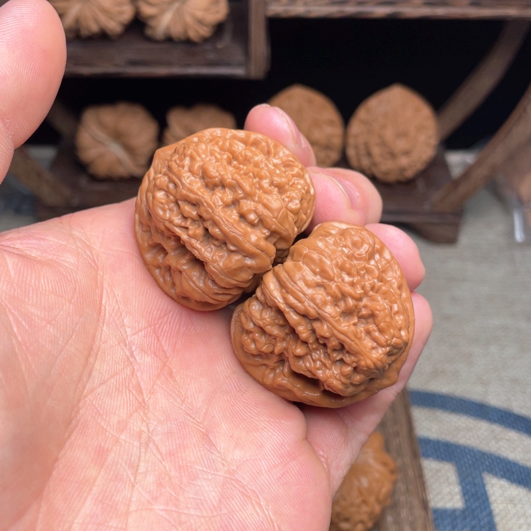 文玩核桃把件G****.39毕业高货平谷凹底