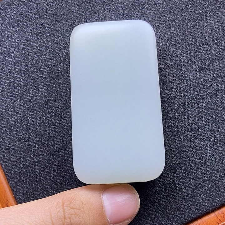 和田玉挂件未镶嵌道**道