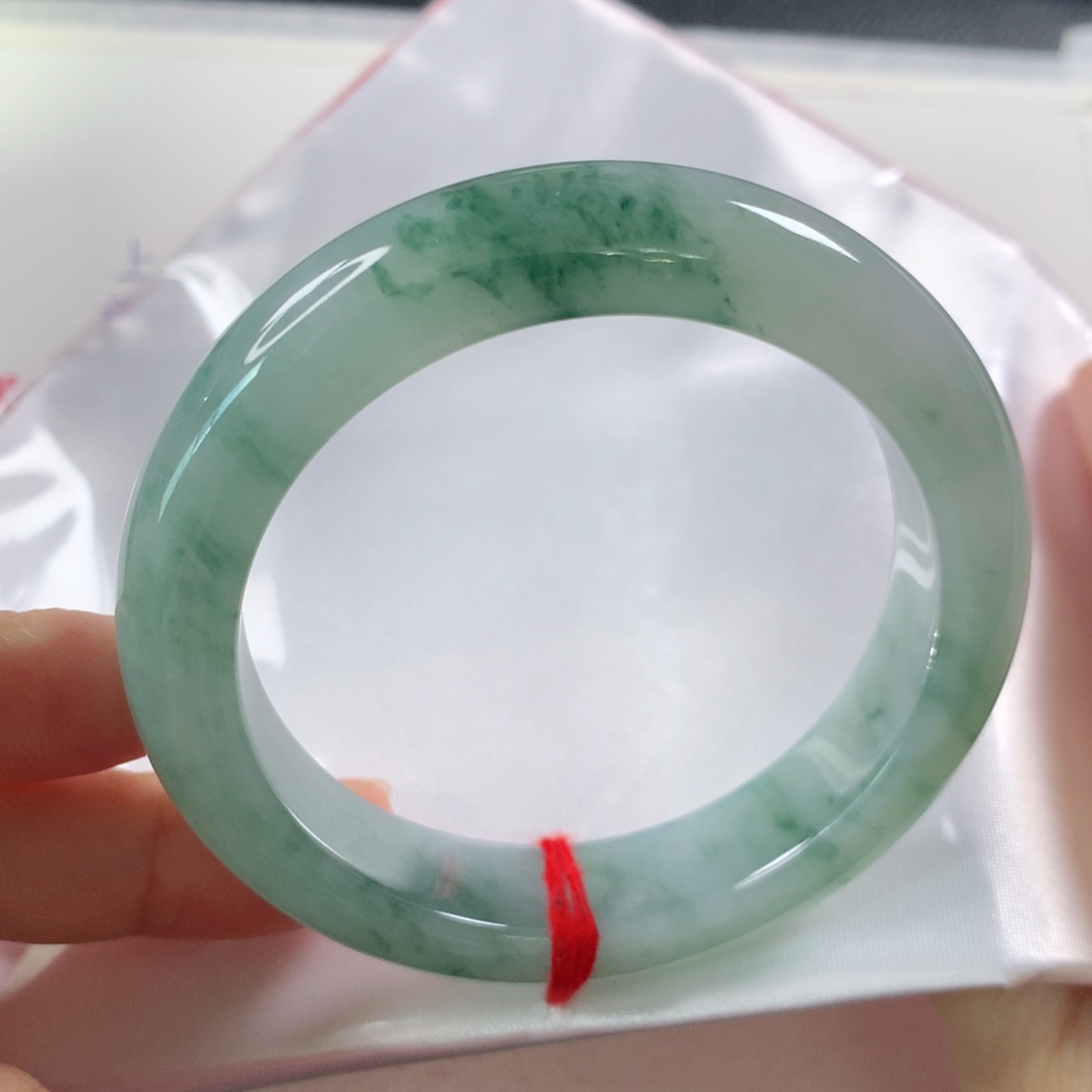 未镶嵌手镯翡翠260