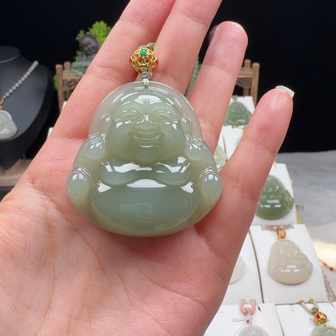 沉***叔和田玉未镶嵌颈饰