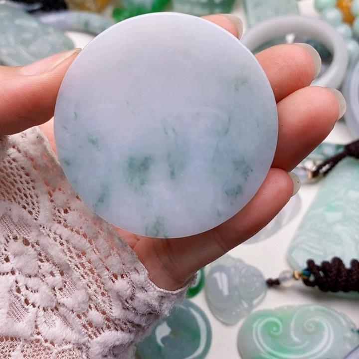 颈饰未镶嵌翡翠无事牌