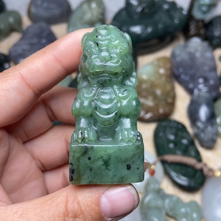 和田玉和田玉未镶嵌旅**者