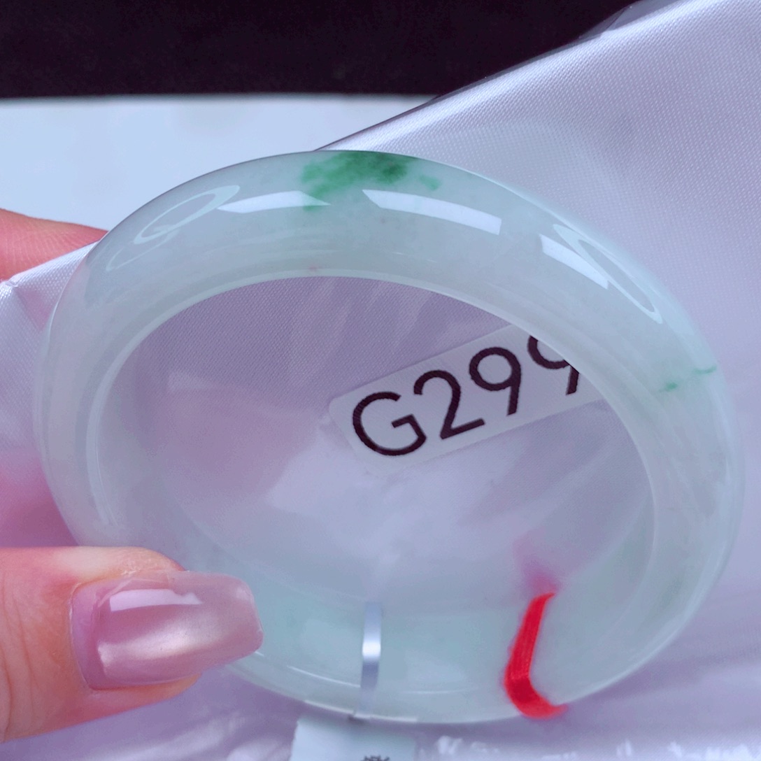 翡翠未镶嵌手镯手镯