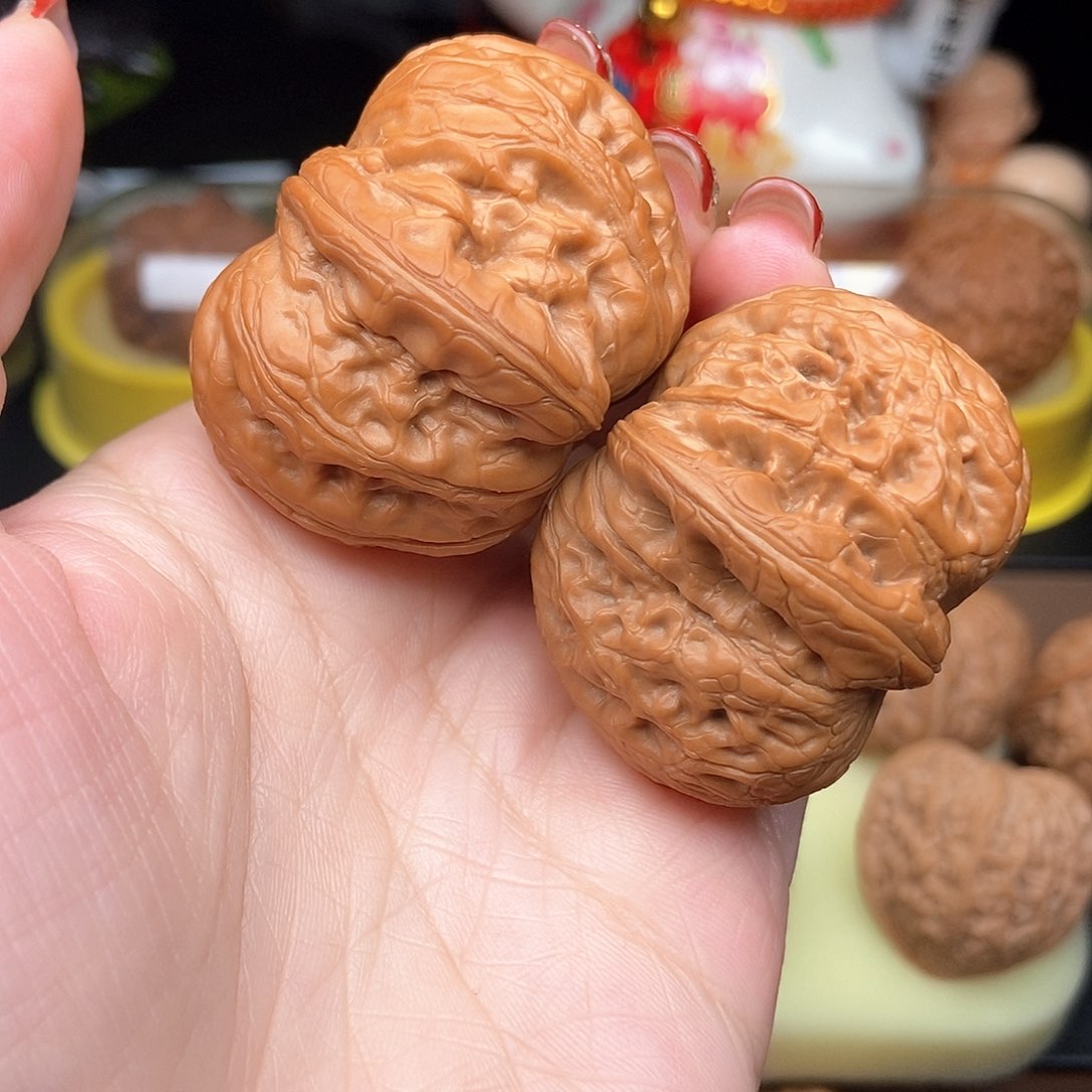 文玩核桃吊坠44元宝