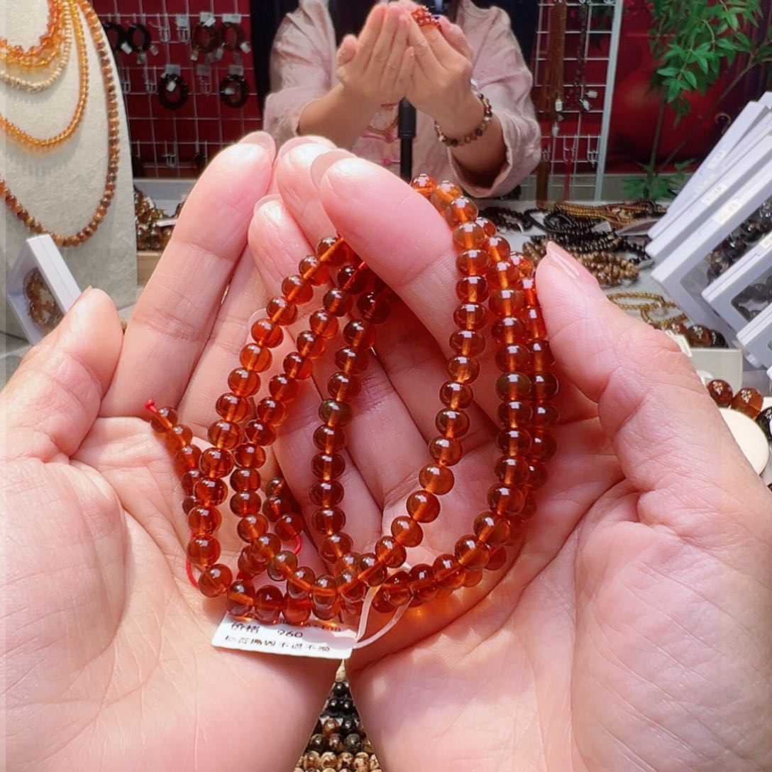 琥珀裸石未镶嵌红**头抚顺琥珀6血珀108