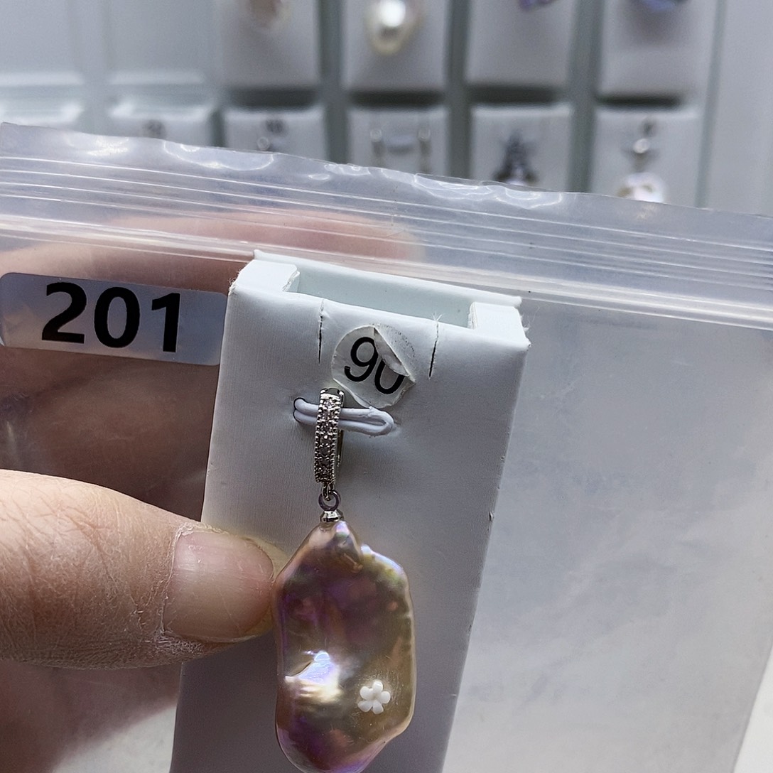 颈饰合金淡水珍珠