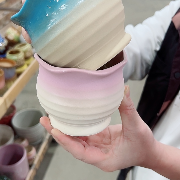 有孔.凑满10元发货多肉陶瓷花盆！