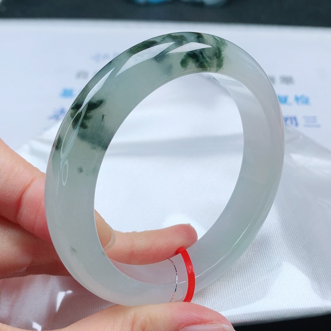 翡翠手镯未镶嵌56➕圈