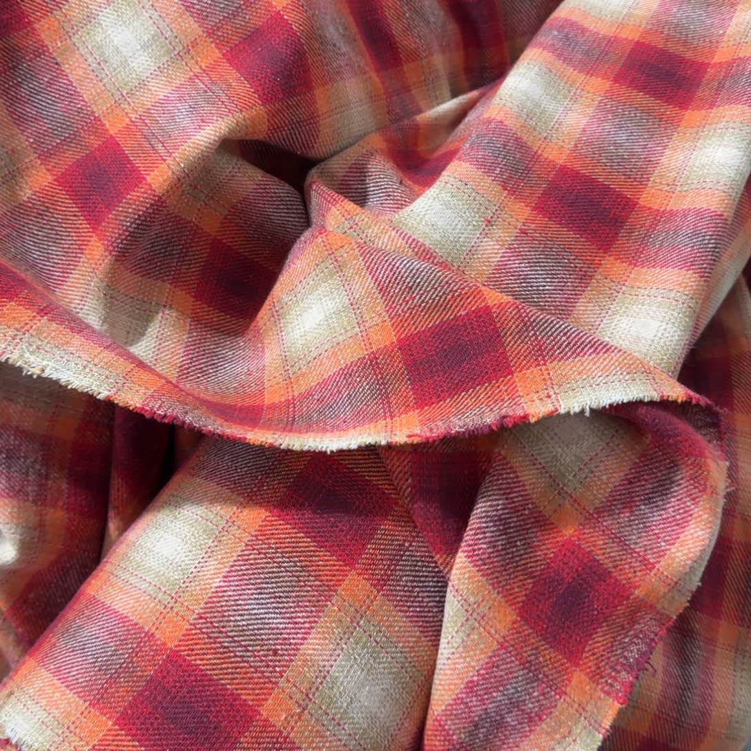 三米一份格子D08。 