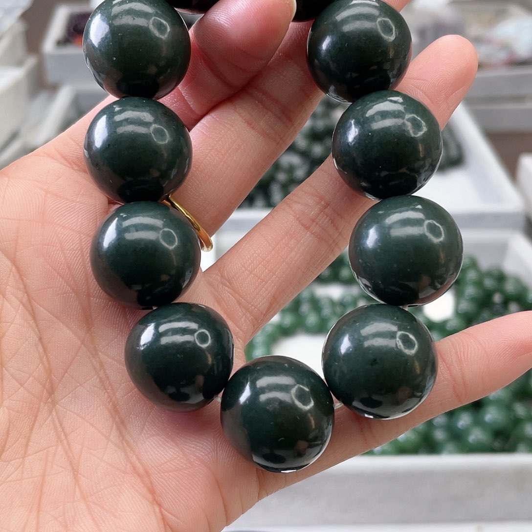 和田玉颈饰未镶嵌杳**人福利手串5