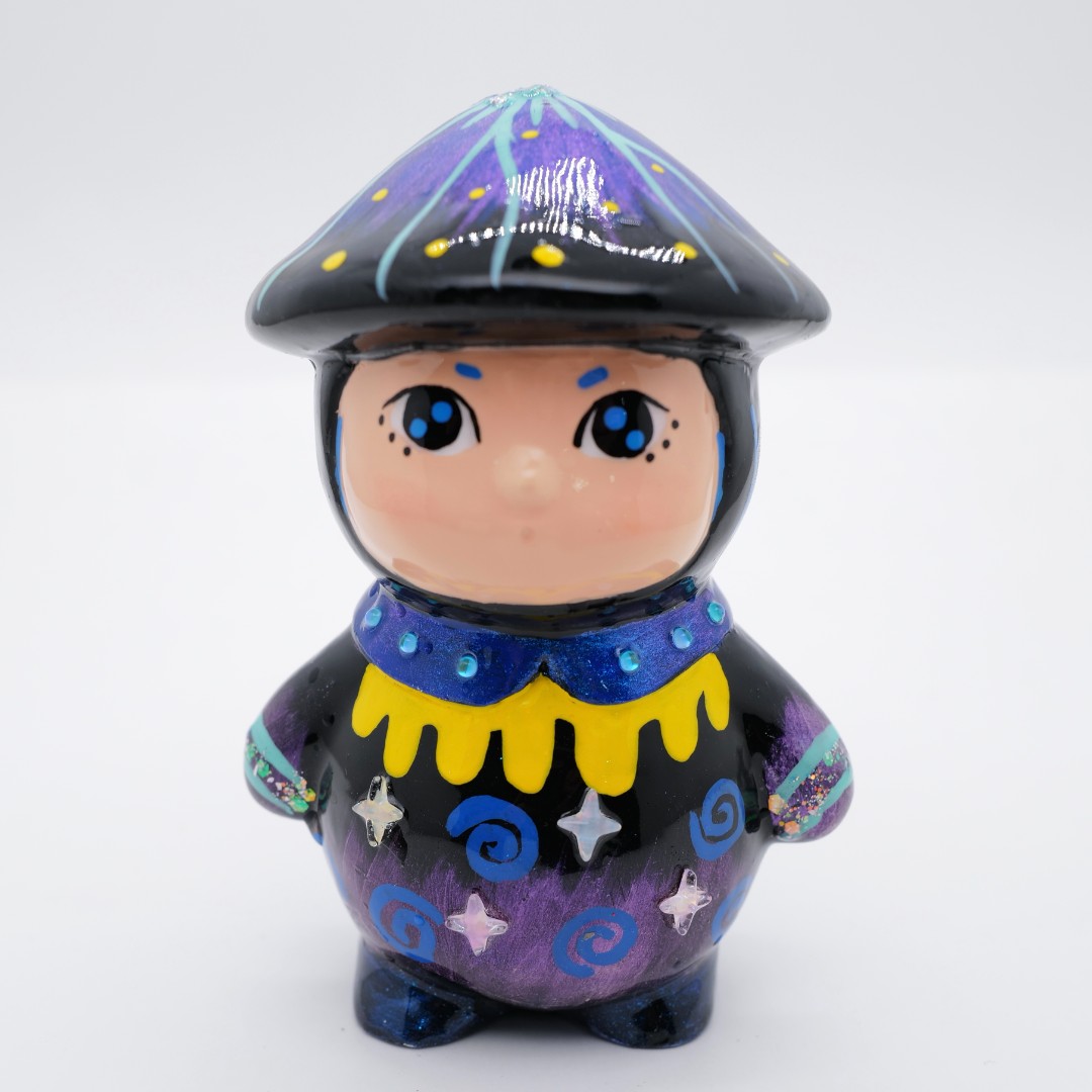 PM 王甜心工作室《蘑菇娃娃》石膏作品，仅一件（非王甜心本人绘画）