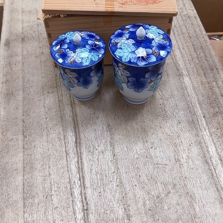 瓷片噗哈哈哈哈哈哈哈哈哈我笑