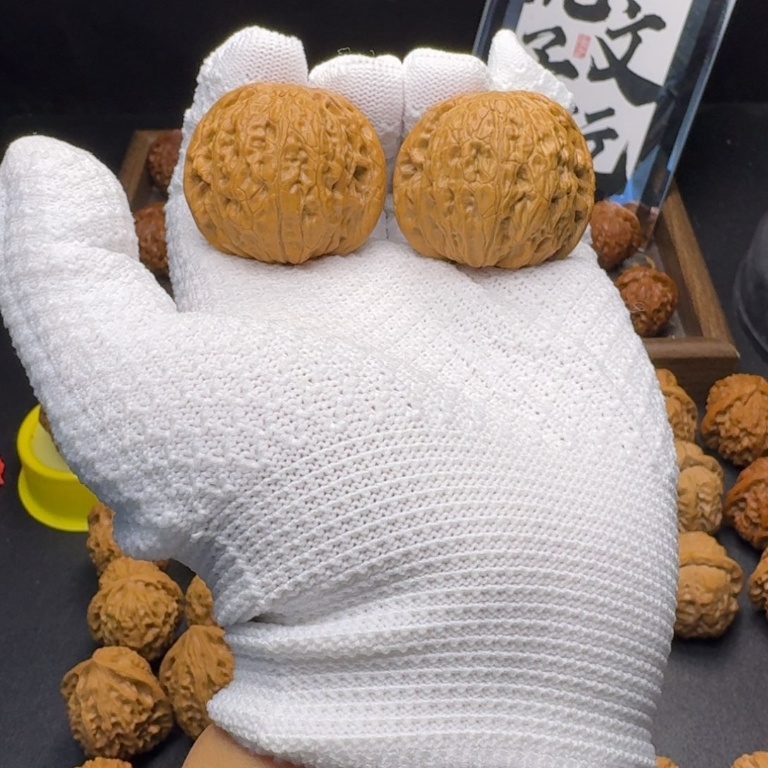 核桃闪电购40打底铁锤