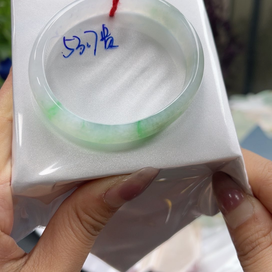 未镶嵌手镯翡翠翡翠