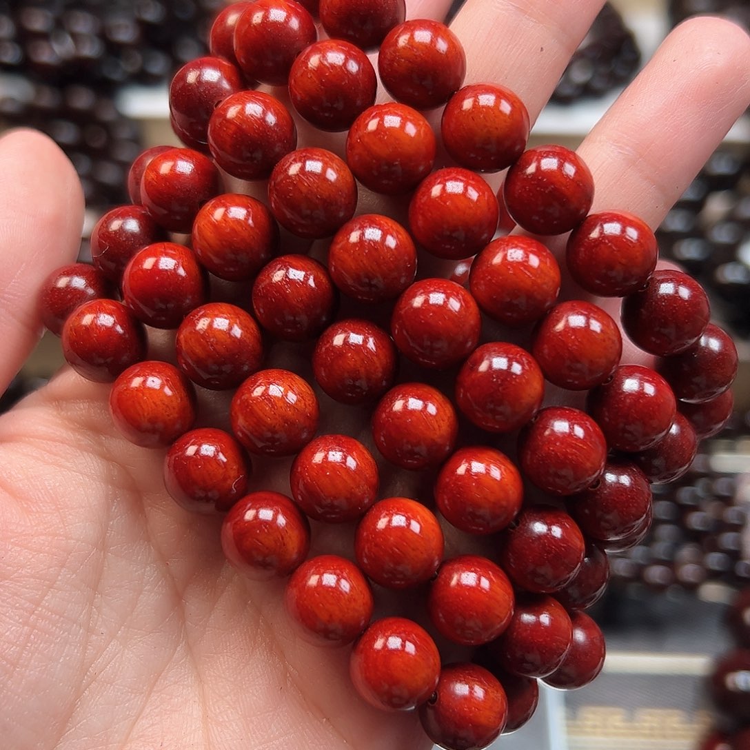 檀香紫檀（小叶紫檀）1.0-108鸡血红泥料